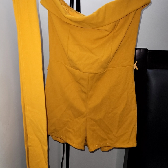 Mini romper - Picture 2 of 2